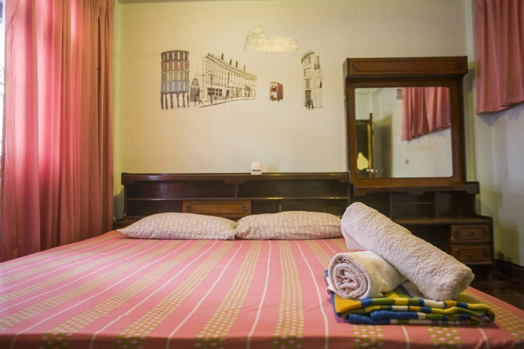 Mad Cow Hostel Bangkok Rom bilde