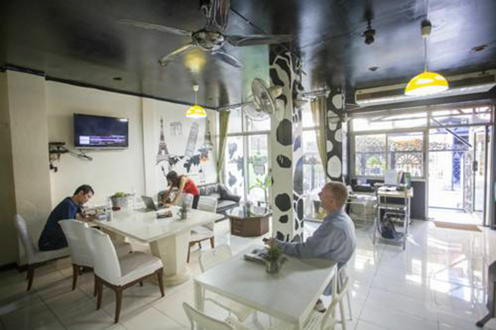Mad Cow Hostel Bangkok Eksteriør bilde